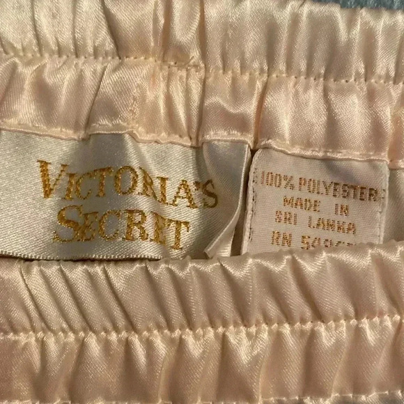 Victoria Secret Gold Label - cream pants - medium - silky - Picture 2 of 7